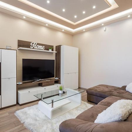 Bpr Pure Nature Designer Suite บูดาเปสต์ ภายนอก รูปภาพ