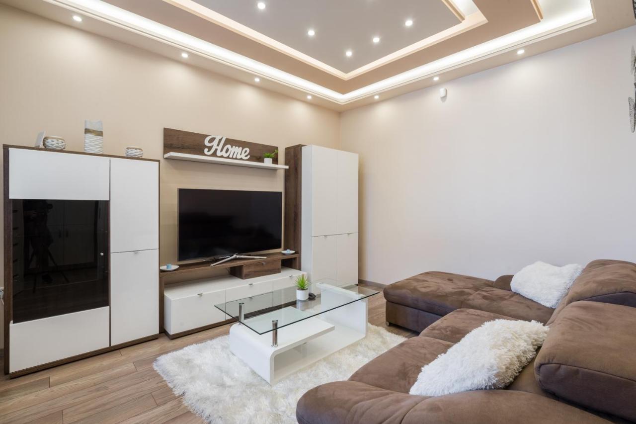 Bpr Pure Nature Designer Suite บูดาเปสต์ ภายนอก รูปภาพ
